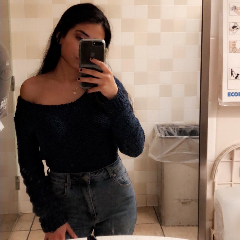 Meet your Posher, Maria